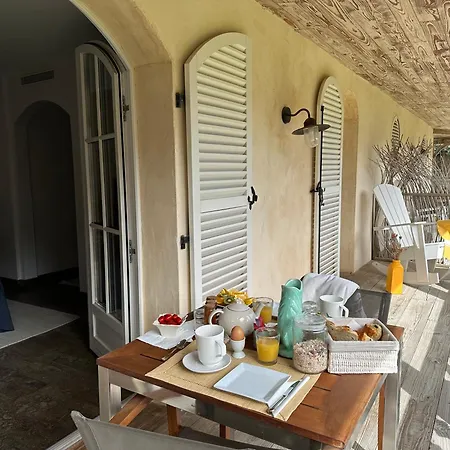 Ξενοδοχείο Le Clos Des Sept Palmiers Cavalaire-sur-Mer