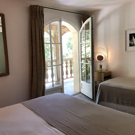Ξενοδοχείο Le Clos Des Sept Palmiers 5*