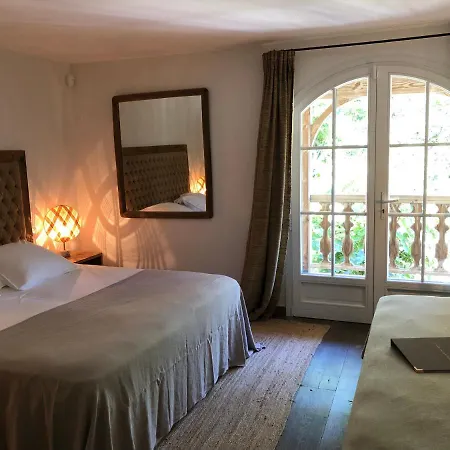 Le Clos Des Sept Palmiers