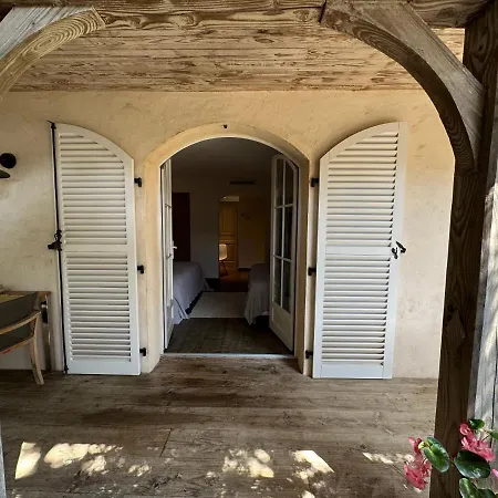 Le Clos Des Sept Palmiers ホテル キャバレール・シュル・メール