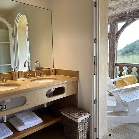 Hotel Le Clos Des Sept Palmiers 5*