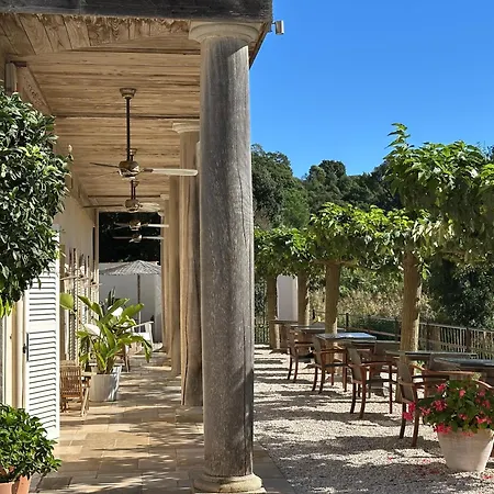 Le Clos Des Sept Palmiers 5* Cavalaire-sur-Mer
