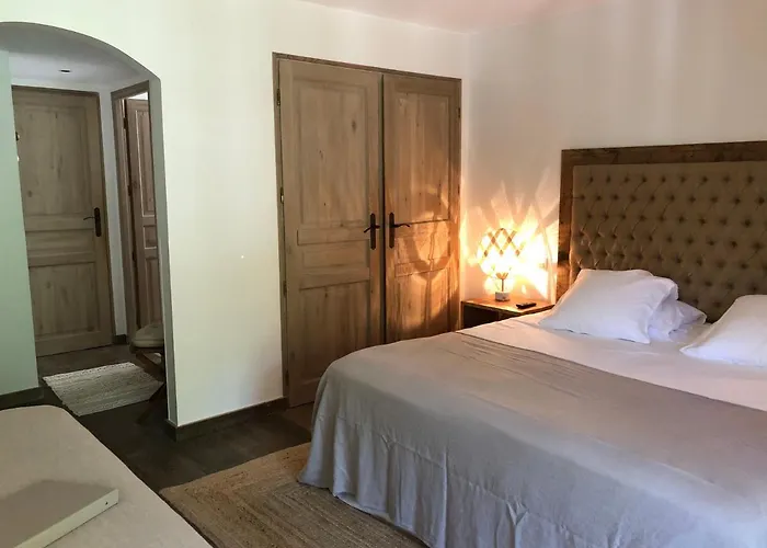 فندق Le Clos Des Sept Palmiers 5*