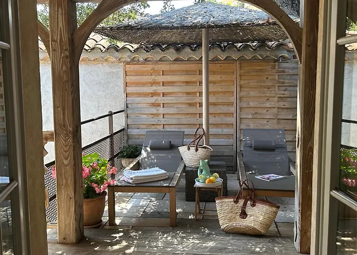 Le Clos Des Sept Palmiers