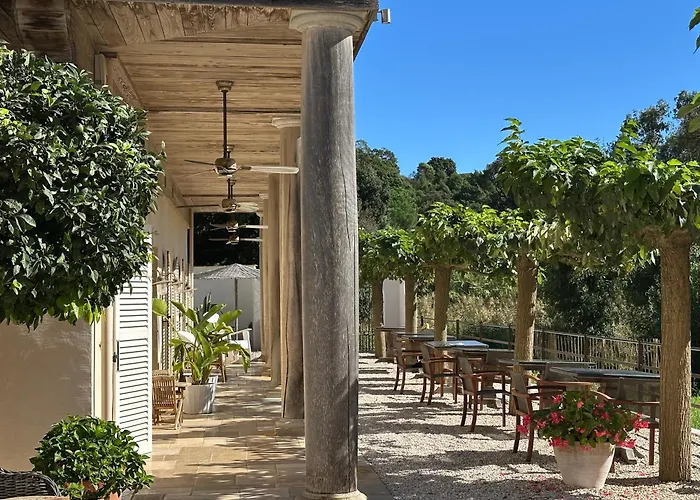 Le Clos Des Sept Palmiers 5* Cavalaire-sur-Mer