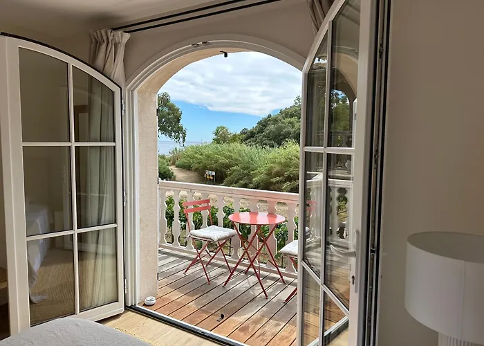 Le Clos Des Sept Palmiers 5*