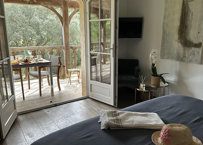 Hotel Le Clos Des Sept Palmiers 5*