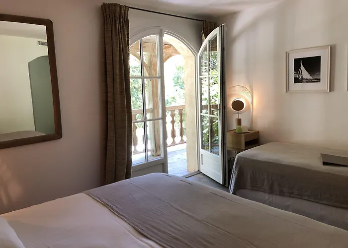 Hotel Le Clos Des Sept Palmiers 5*