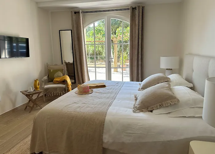 Le Clos Des Sept Palmiers Hotel