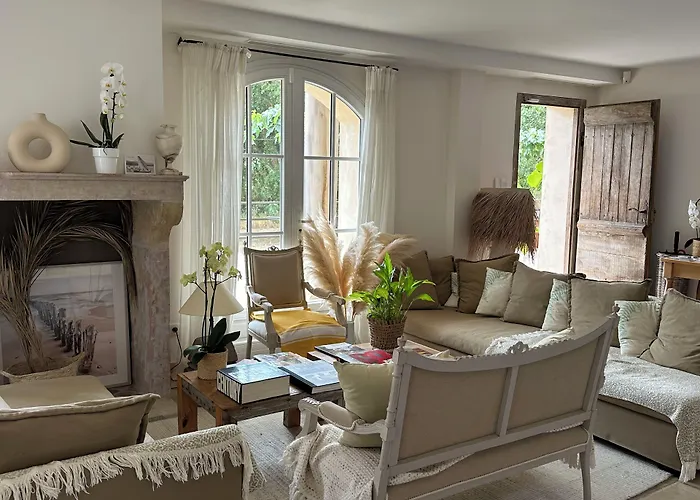 Le Clos Des Sept Palmiers Hotel